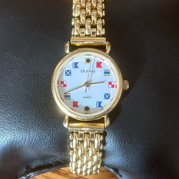 Dumai Flag Design Watch - Picture 6 of 15